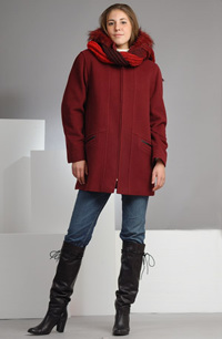 Elegantní dámské paleto na zip z lehkého jemného flauše. 