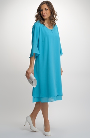Luxusní společenský šatový outfit