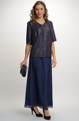 Lurexová halenka ke kalhotám i sukni v elegantním stylu