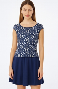 Elegantní dámská halenka s modrozlatým brokátovým vzorem