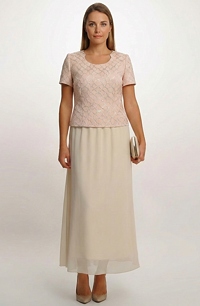 Dlouhé šaty ze dvou částí pro plnoštíhlé jsou vhodné i jako svatební