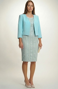 Kostýmek pro svatební matky