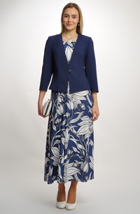 Společenský komplet v jemném hedvábném lesku