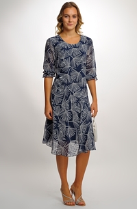 Elegantní společenské koktejlky ve velikosti 42,