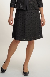 Společenská černá sukně z imitace semiše