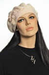 Baret s ozdobou
